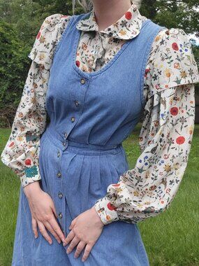 ❝ Manor House vintage 90s denim midi dress 🌼. ❞